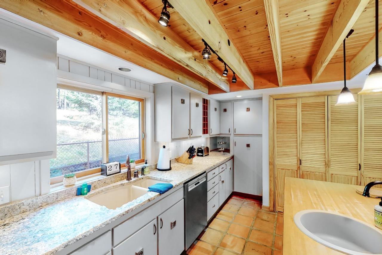 Northwoods Dream Retreat Villa Whitefish Exterior photo